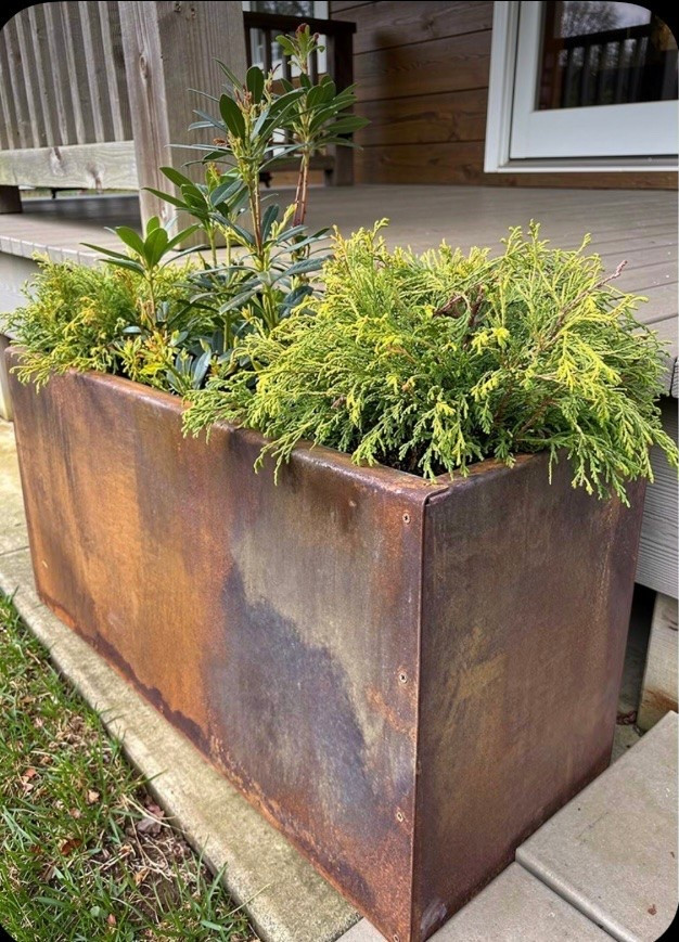 Oh my… these raw steel planters with patina are perfect for a rustic, cabin vibe.  Love love - I think I need them for our cabin in NH 🤎

#LTKHome #LTKSeasonal