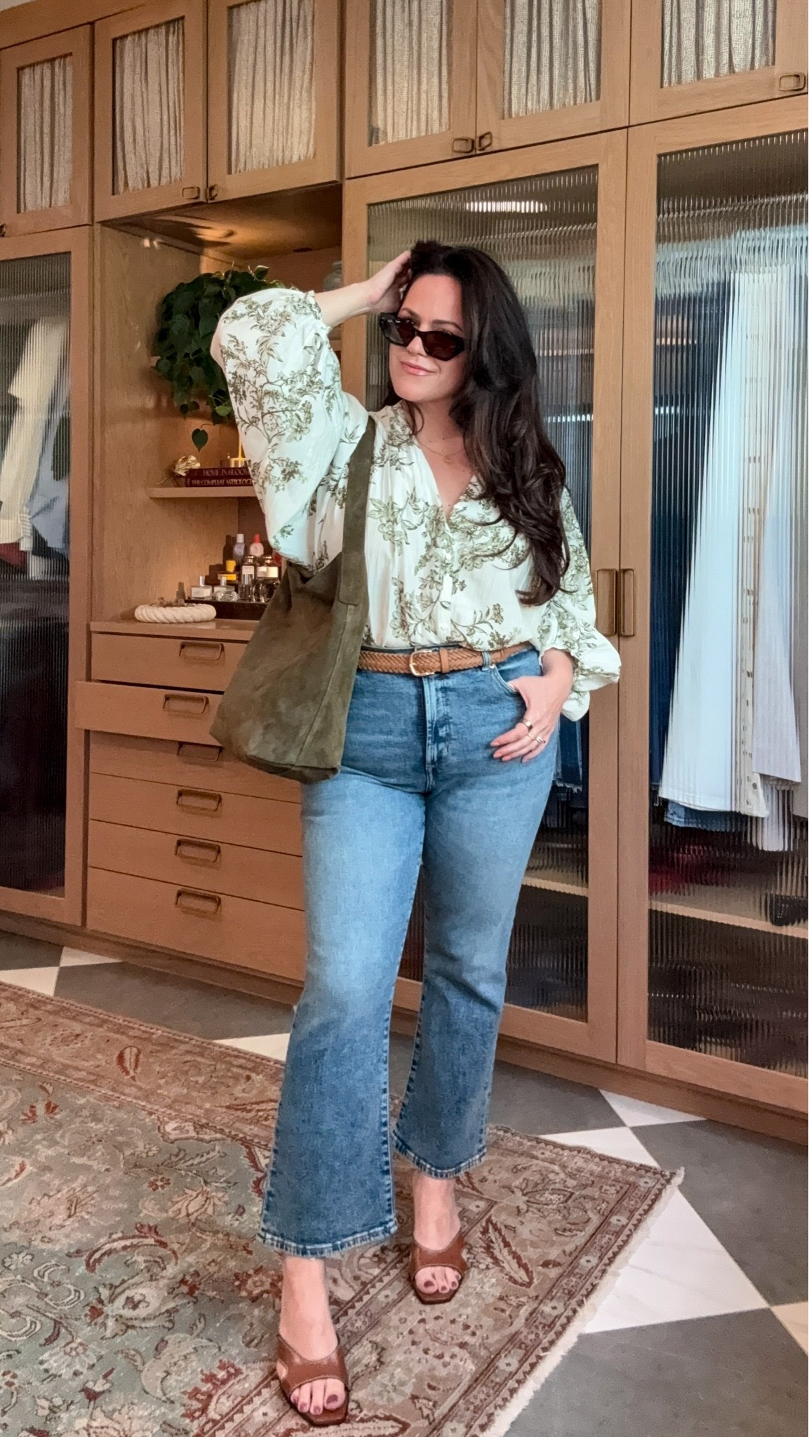 when the summer outfit is affordable but looks expensive🤌🏼

#LTKMidsize #LTKSeasonal