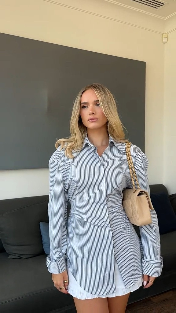 Wimbledon with Beauty Works 🎾

Hair extensions, hair style, hair tutorial, clip in extensions

#LTKbeauty #LTKsummer #LTKuk