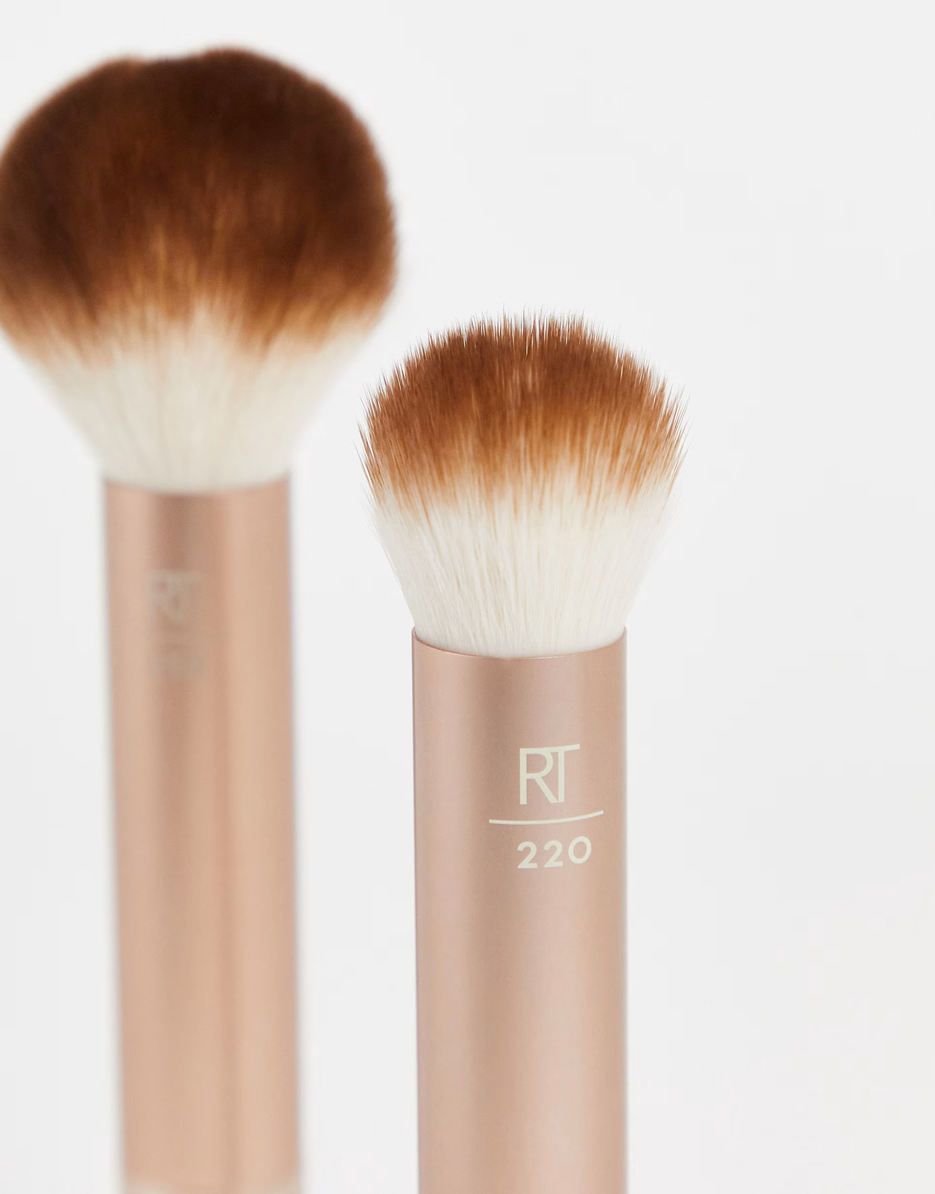 Real Techniques Au Naturel Complete Brush Kit (save 60%) | ASOS (Global)