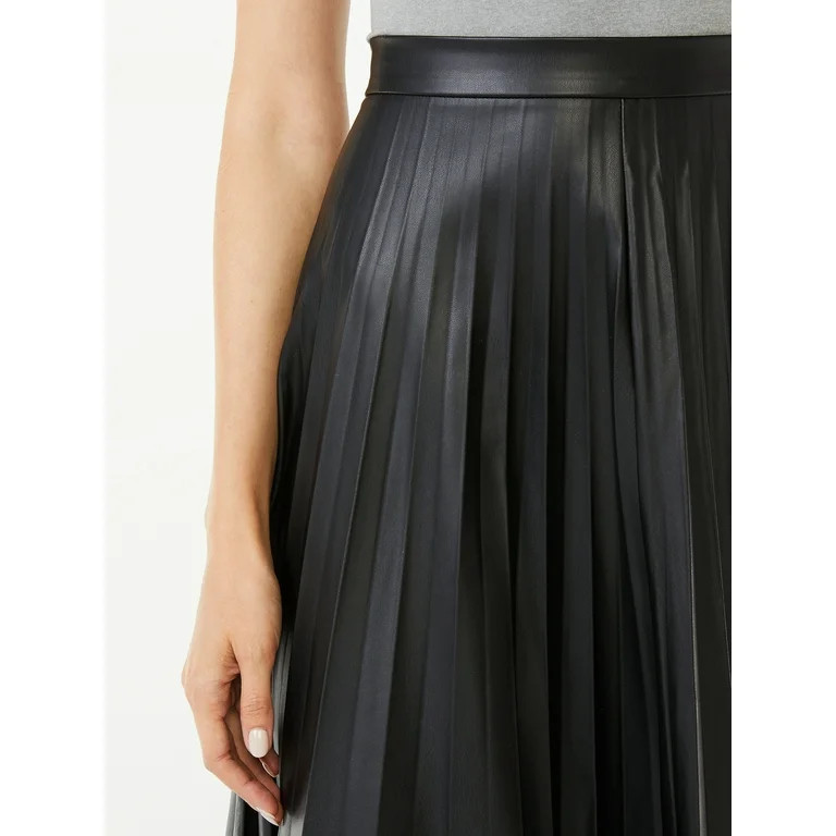 Scoop Women’s Faux Leather Pleated Skirt | Walmart (US)