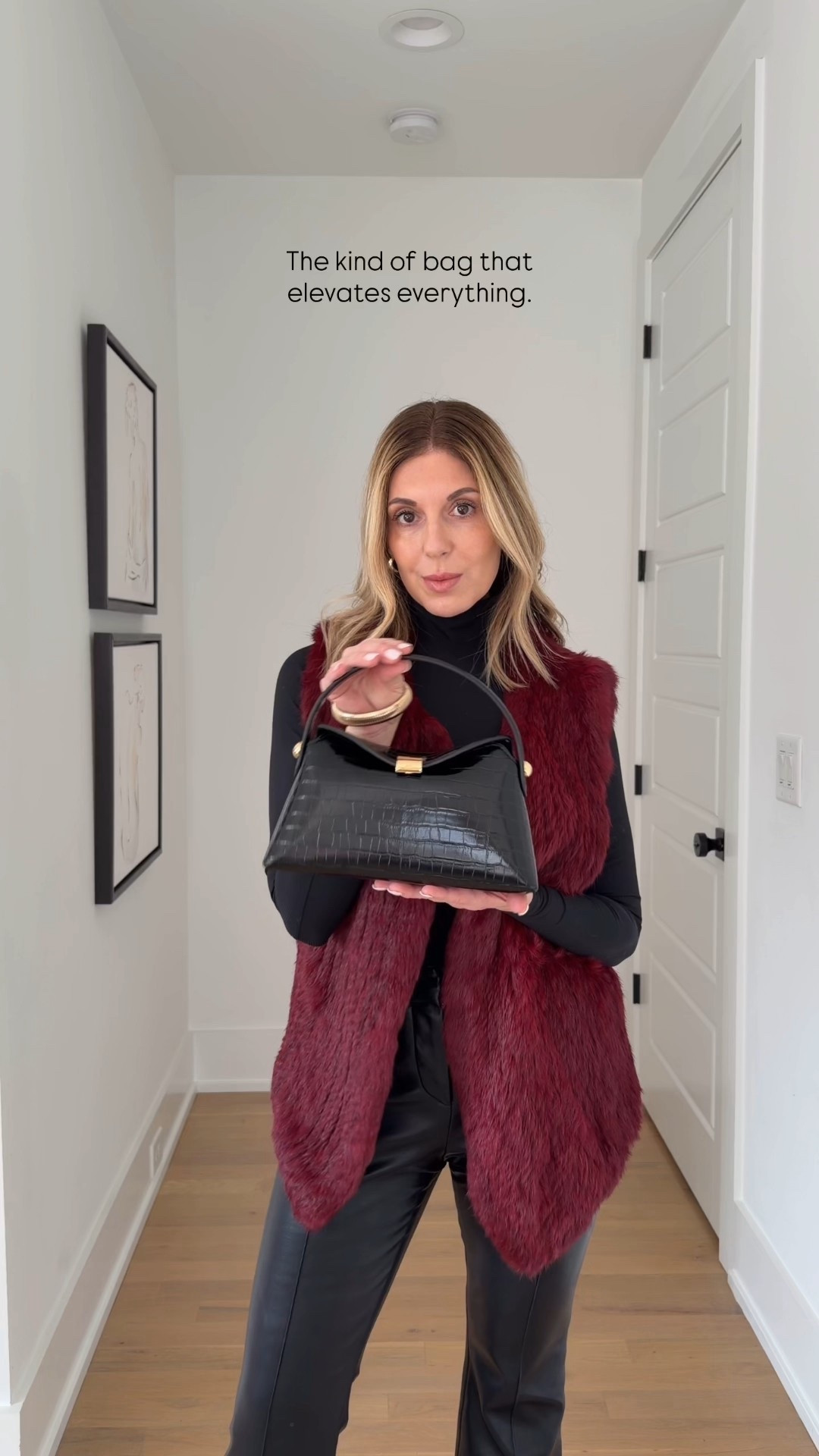 The newest addition to my rotation: structured, chic, and just the right size.
Croc is the pattern of the season—and this one is so good.

@jwpei

#LTKFindsUnder100 #LTKHoliday #LTKGiftGuide