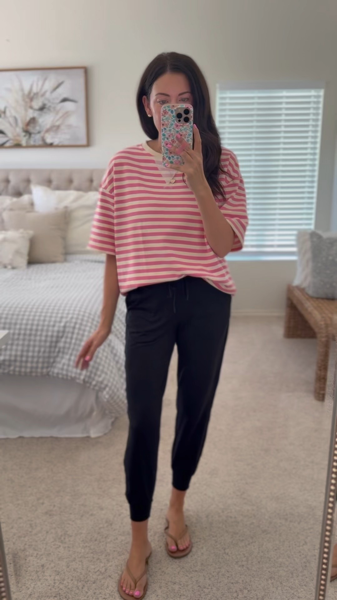 Small oversized Amazon tee that is giving free people!
Small Nsale Zella joggers 

#LTKSaleAlert #LTKFindsUnder100 #LTKFindsUnder50