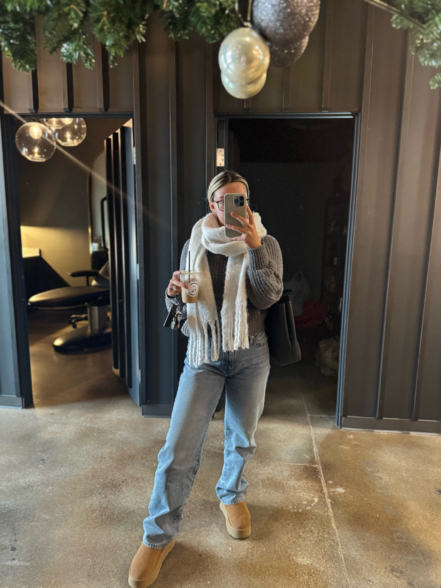 casual errands outfit 

Wearing a 28 in the jeans for a slouchy fit 

#LTKFindsUnder50 #LTKSaleAlert #LTKFindsUnder100