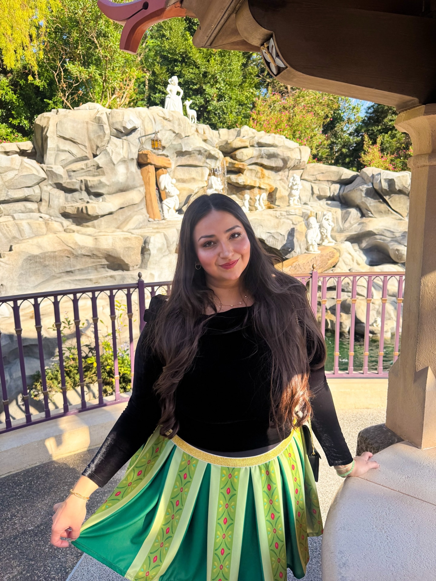 Never too old to make wishes on wells 💫

Just a little thought, do you think telling people your wishes make them not come true, or does it actually put it out in the universe and help bring your wishes to life?! I feel like it would be the case that the more you speak your dreams and wishes the more likely they are to happen! ✨
•

@disneystyle @disneyparks @hkdisneyland #hongkongdisney #disneybound #disneystyle #disneyoutfit #disneygirl