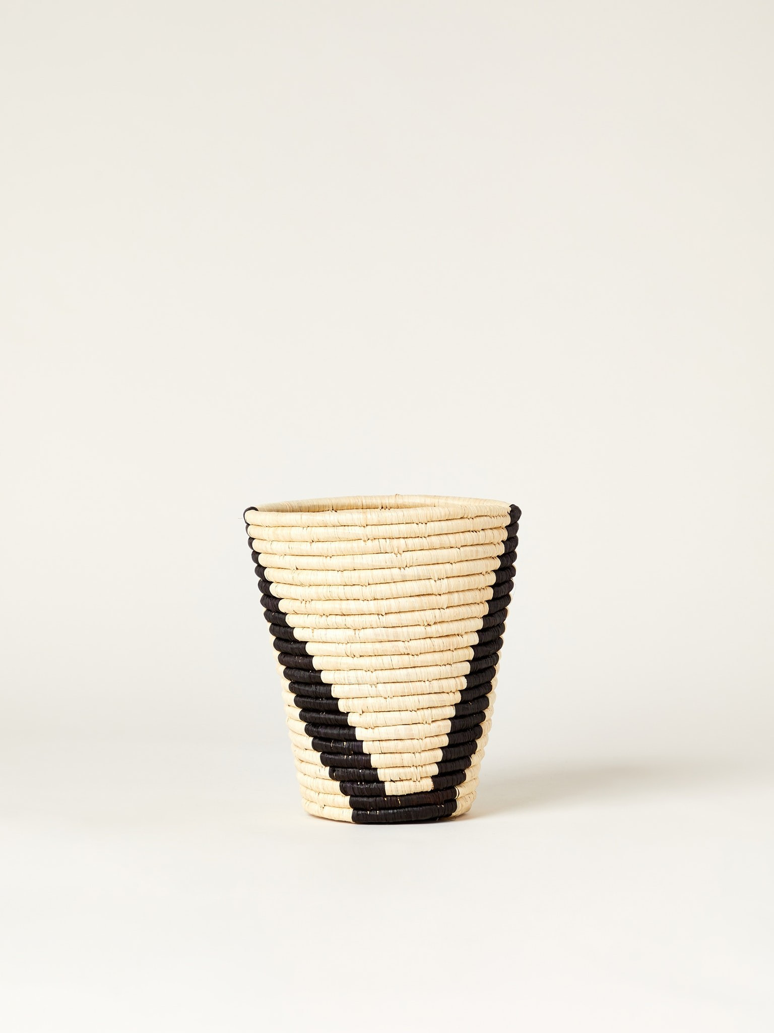 Medium Striped Raffia Planter | Verishop