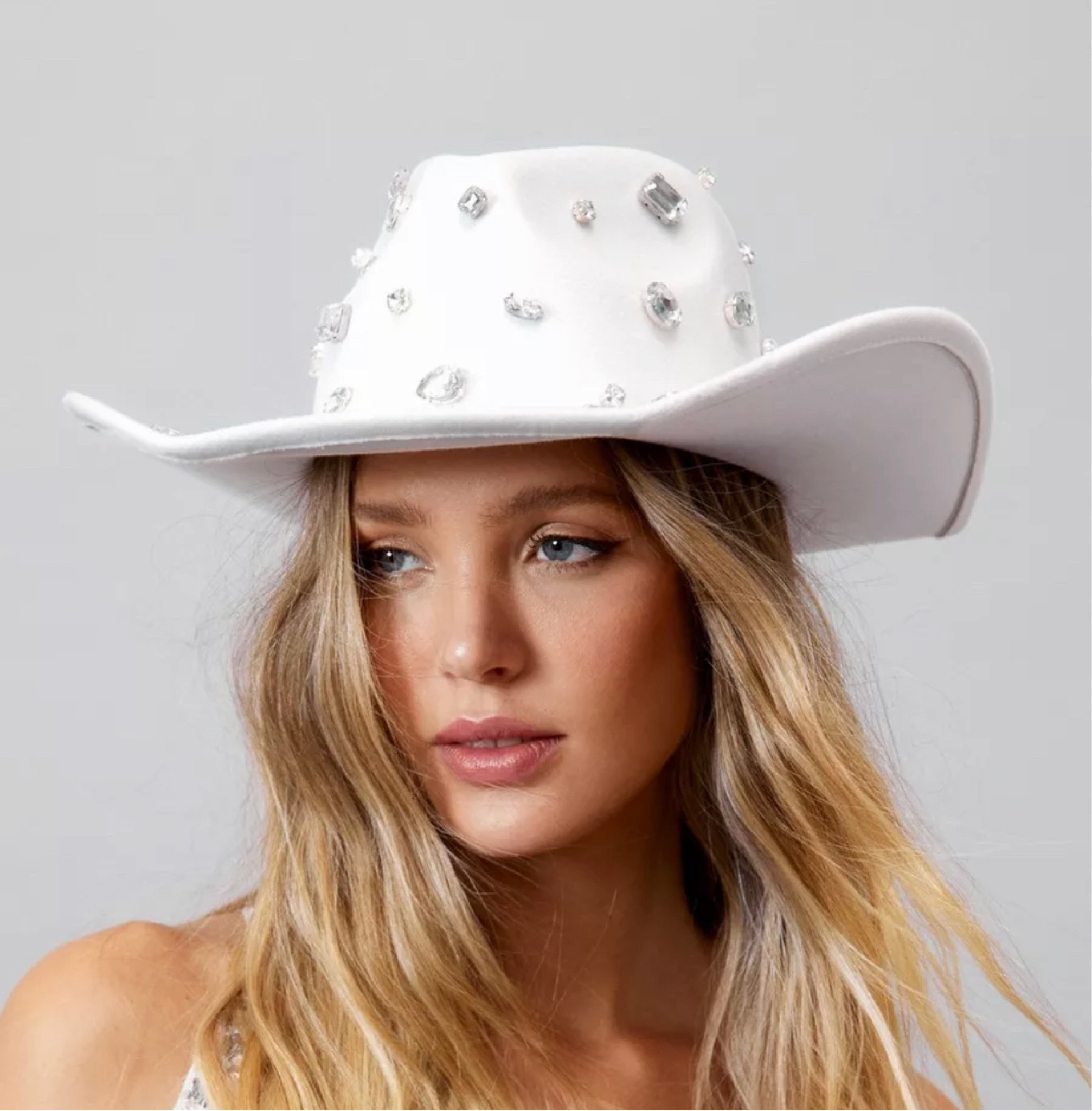 Too many cute hats to even post! Huge 60% off sale. Go check them all out! 

#LTKsalealert #LTKstyletip