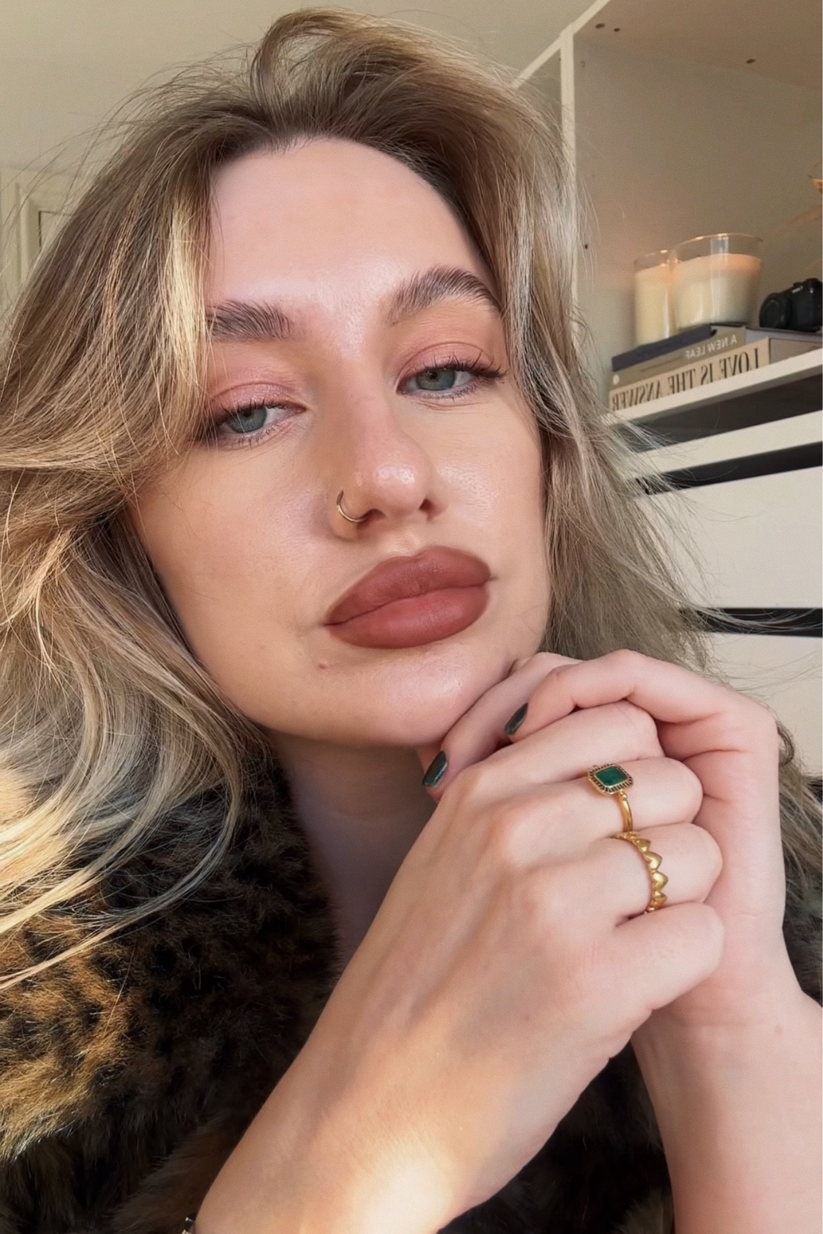 winter lip combo 
liner shade ‘iced latte’
lip shade ‘over the taupe'

winter makeup 
90s makeup 

#LTKgrwm #LTKCyberWeek #LTKmakeup