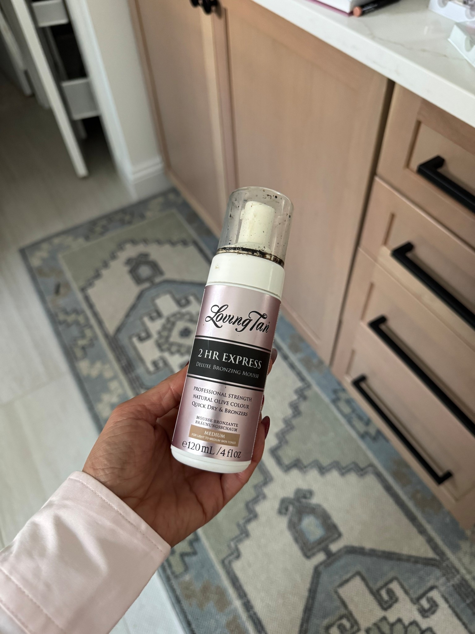 Love the medium tanning mousse from Loving tan