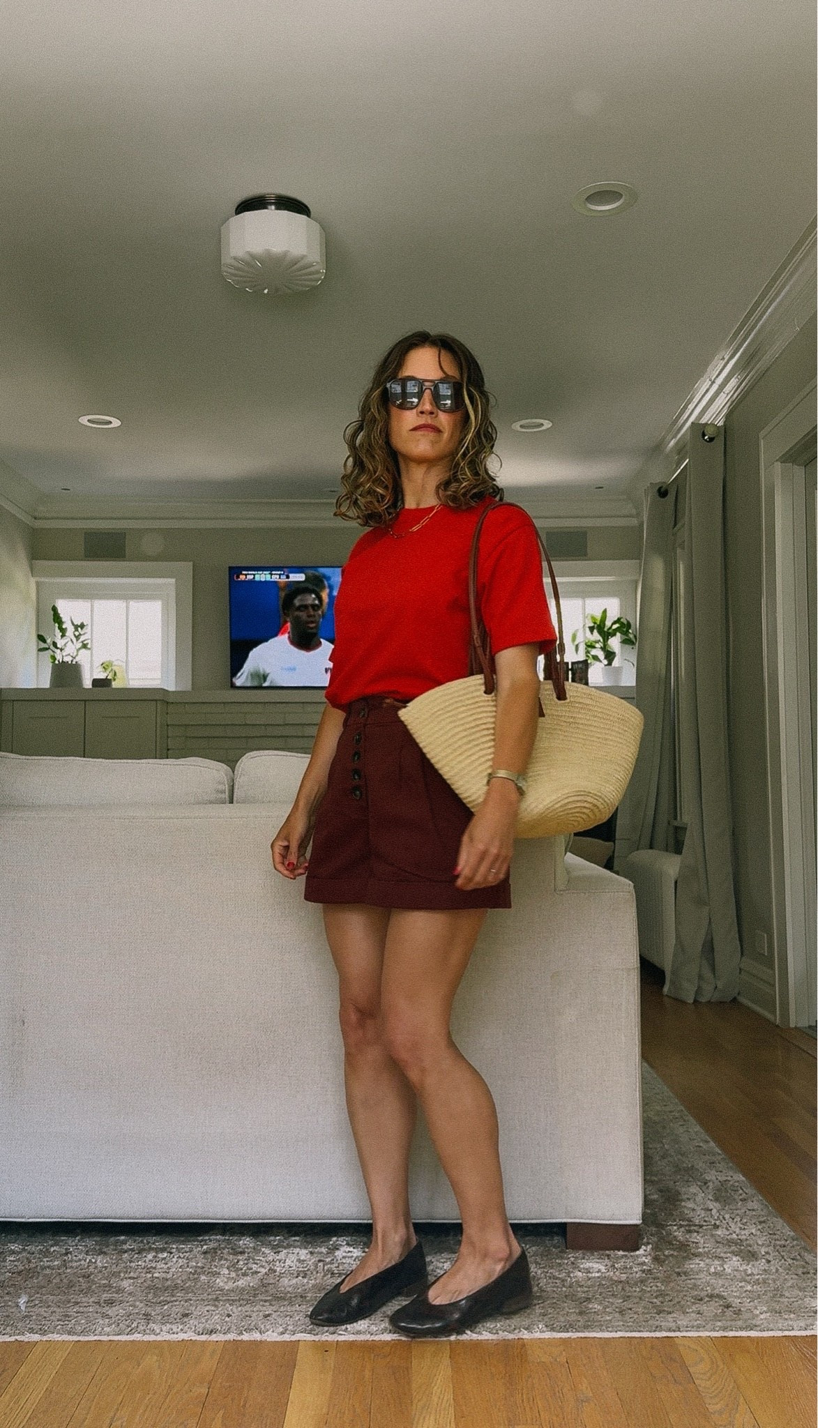 OOTD // 4.15

Sèzane tee, XS, TTS. Sèzane shorts, 2, TTS. Sèzane shoes. Sèzane bag. Quince sunglasses, sold out, similar linked. Similar necklace linked.

#LTKootd #LTKOver40 #LTKPetite