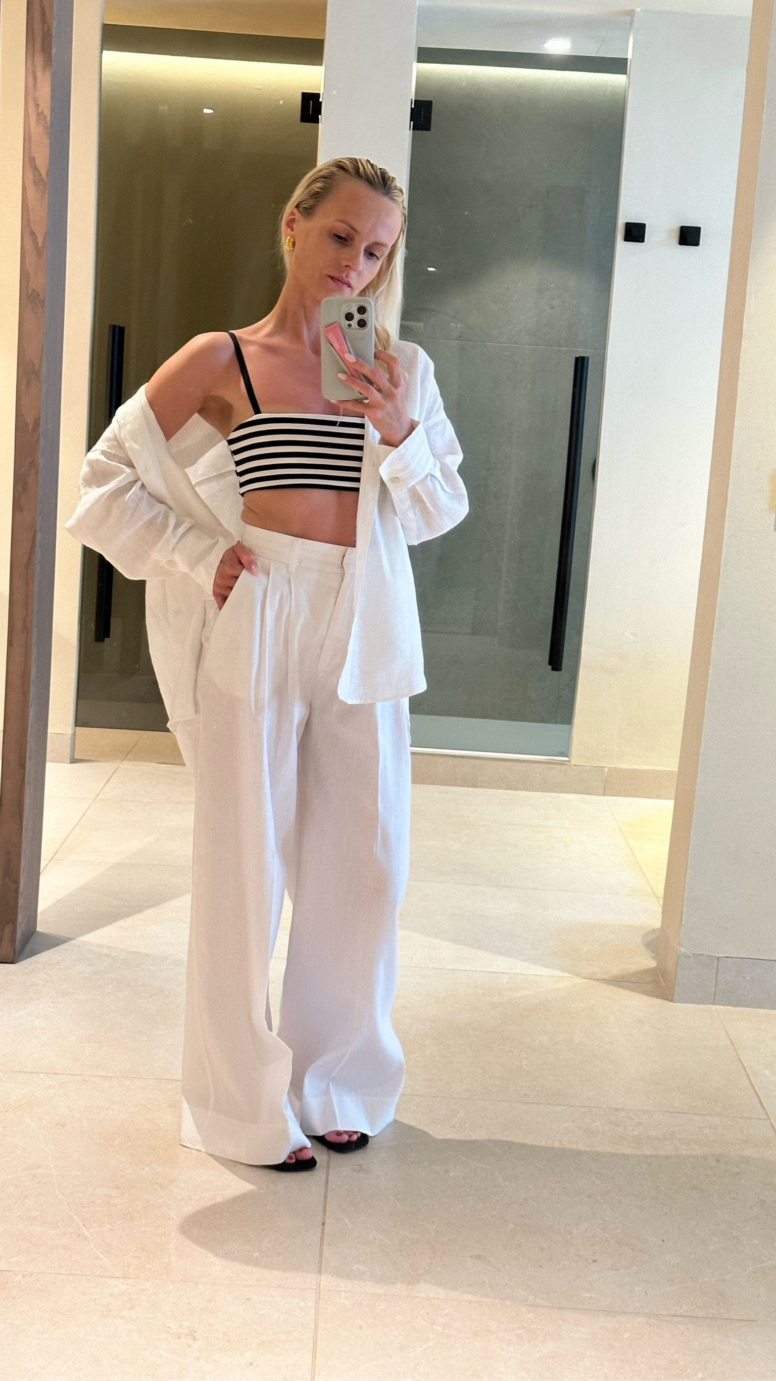 Holiday in white linen 🤍

Love wearing linen looks in summer, it’s one of the best thing when it comes to hot sunny weather. Perfect for the skin and makes to feel a comfort. 

Vintage gold stud earrings, Zara white linen shirt, Zara striped black and white bracelet, h&m linen trousers, Rhode phone case and pink lip gloss, Zara black thong kitten heel sandals.


#LTKuk #LTKSummerSale #LTKeurope