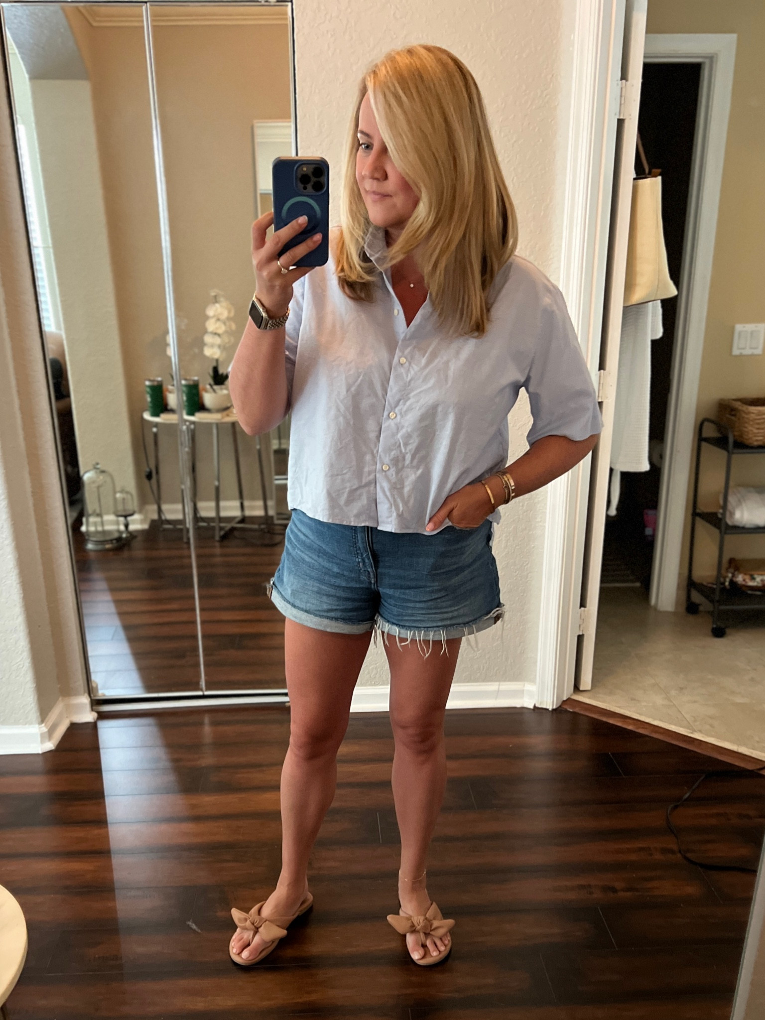 Book Club shirt from AYR, high rise denim shorts from Madewell

#LTKtravel #LTKshoecrush #LTKstyletip