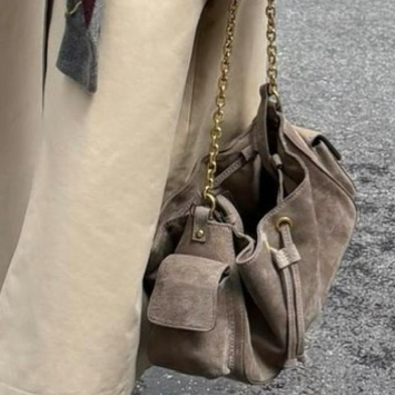 It’s giving Chanel dupe! 

Suede bag, autumn fashion, accessories, highstreet dupe

#LTKFashionMonth #LTKstyletip #LTKbag