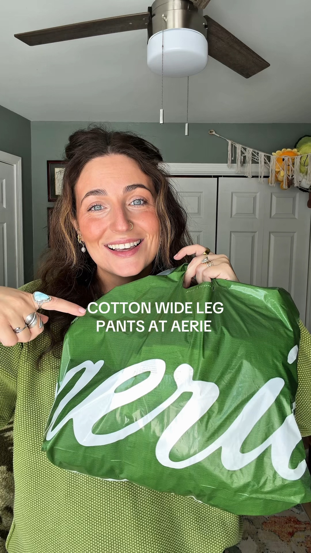92% cotton, 8% elastane, I’ll take it! Love these so much 🤩 @Aerie 

#LTKMidsize #LTKActive #LTKSpringSale