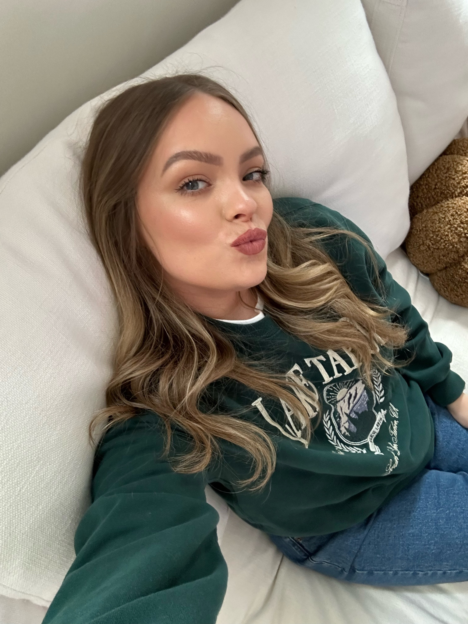 Love these crewneck sweatshirts from Abercrombie — this one is a size S but I’d get a M now

#LTKHoliday #LTKSeasonal #LTKFindsUnder100