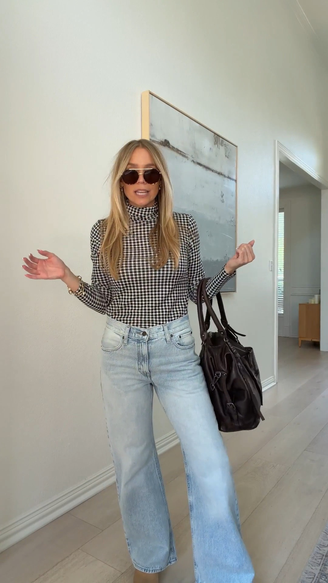 🤍Old Navy did not need to go this hard 😍 This gingham turtleneck is giving expensive fall style without the expensive price tag. 🖤