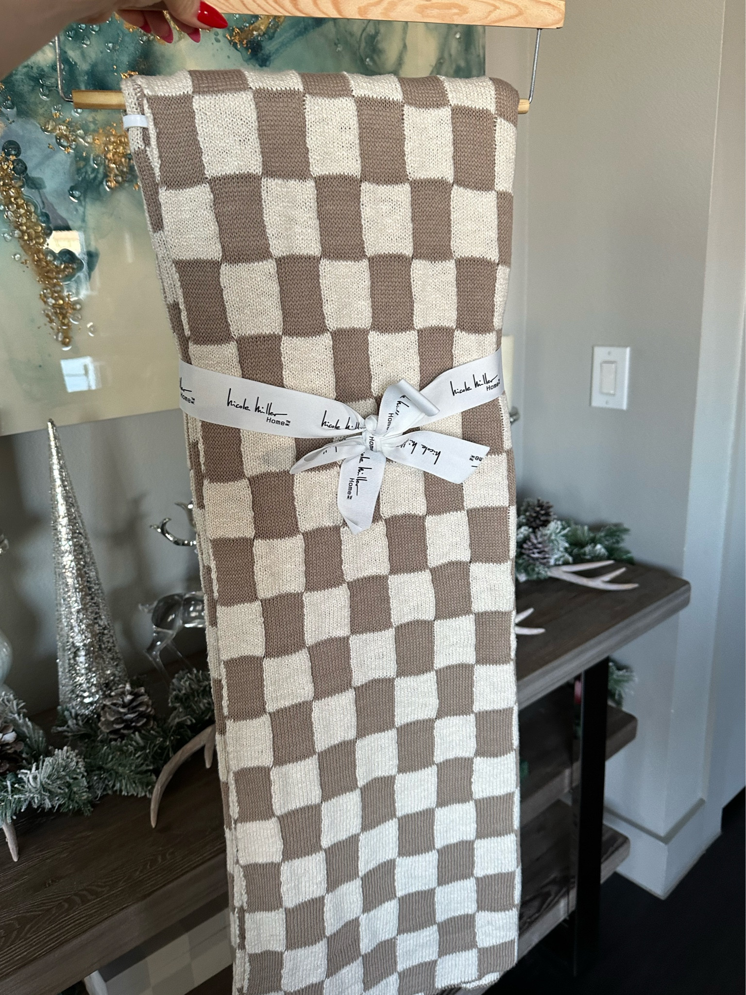 If you love neutrals! You’ll love this Beige/tan checkered throw over. I found a similar one below!☺️

#LTKsalealert #LTKGiftGuide #LTKhome