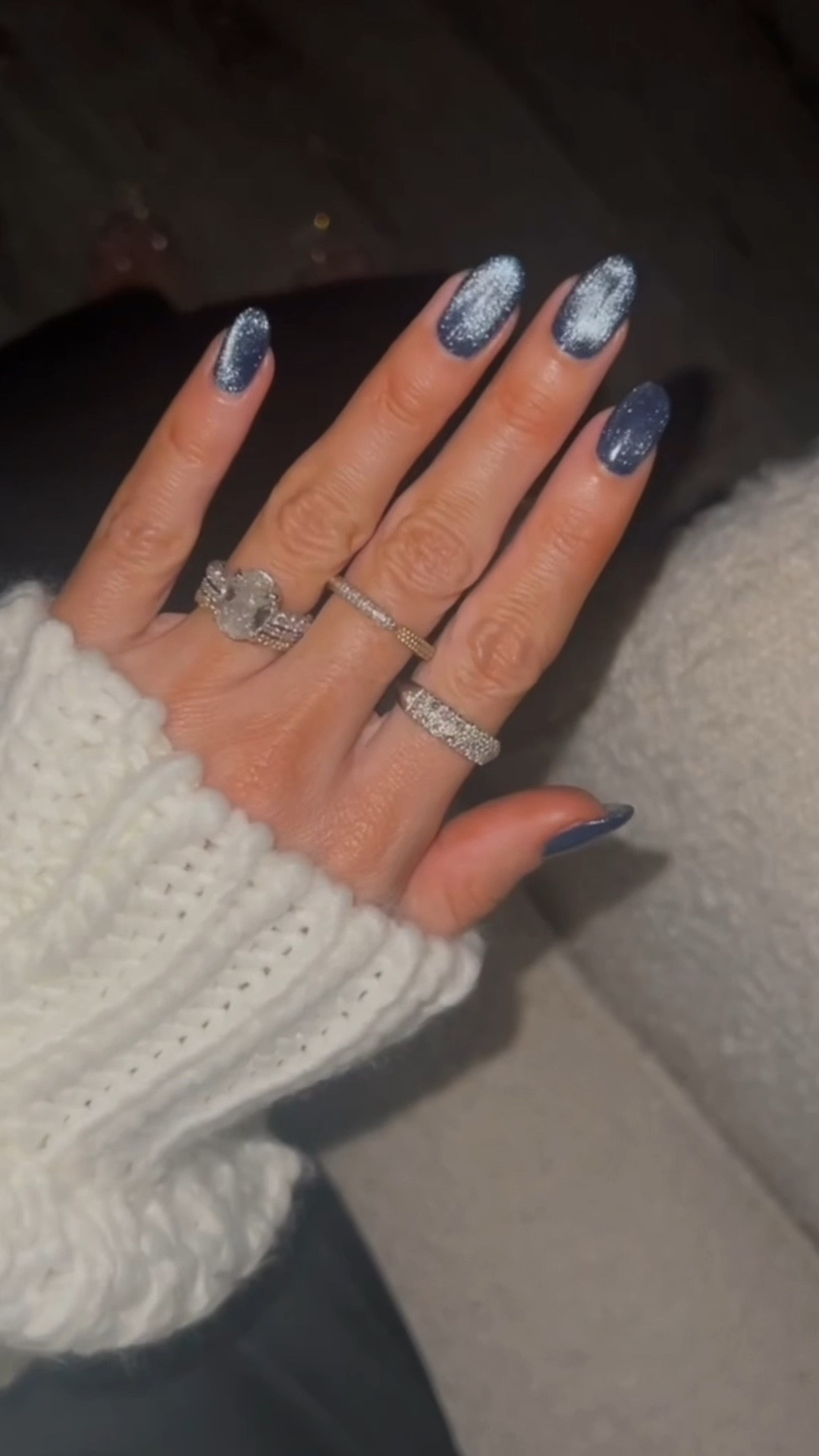 Cute chrome nails!

Chrome nails, velvet nails, blue nails, sparkly nails, pearl nails, Lagos, rings, diamond rings, caviar diamonds

#LTKbeauty #LTKstyletip #LTKGiftGuide