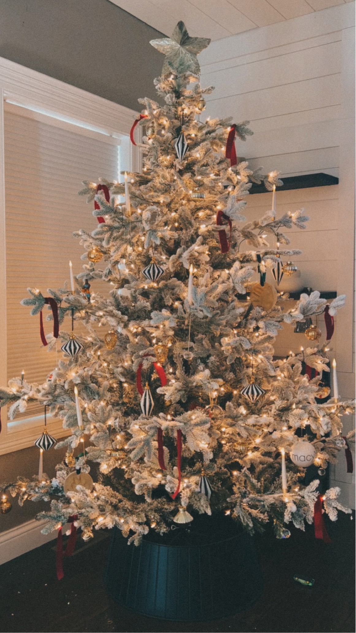 Christmas tree decorations 🌲♥️

#LTKhome #LTKSeasonal #LTKHoliday