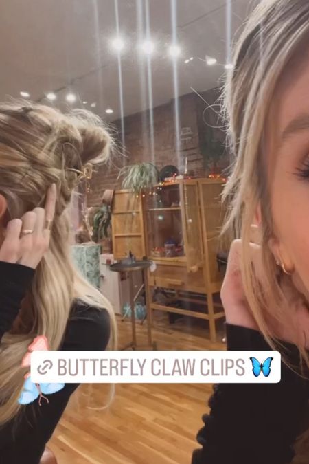 butterfly claw clips 🦋


#LTKunder100 #LTKunder50 #LTKGiftGuide