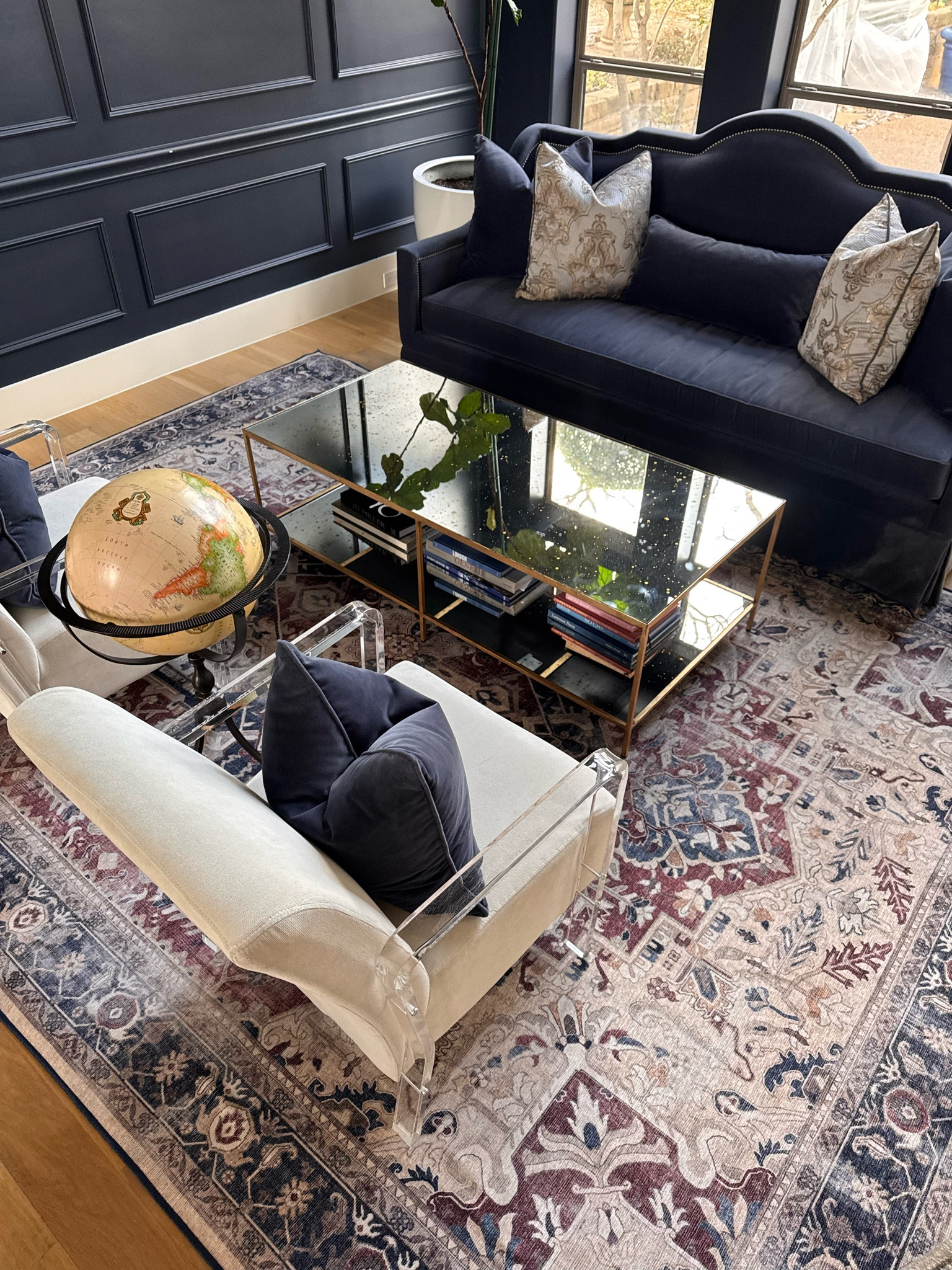 Loving my new rug! 

#LTKOver40 #LTKHome #LTKStyleTip