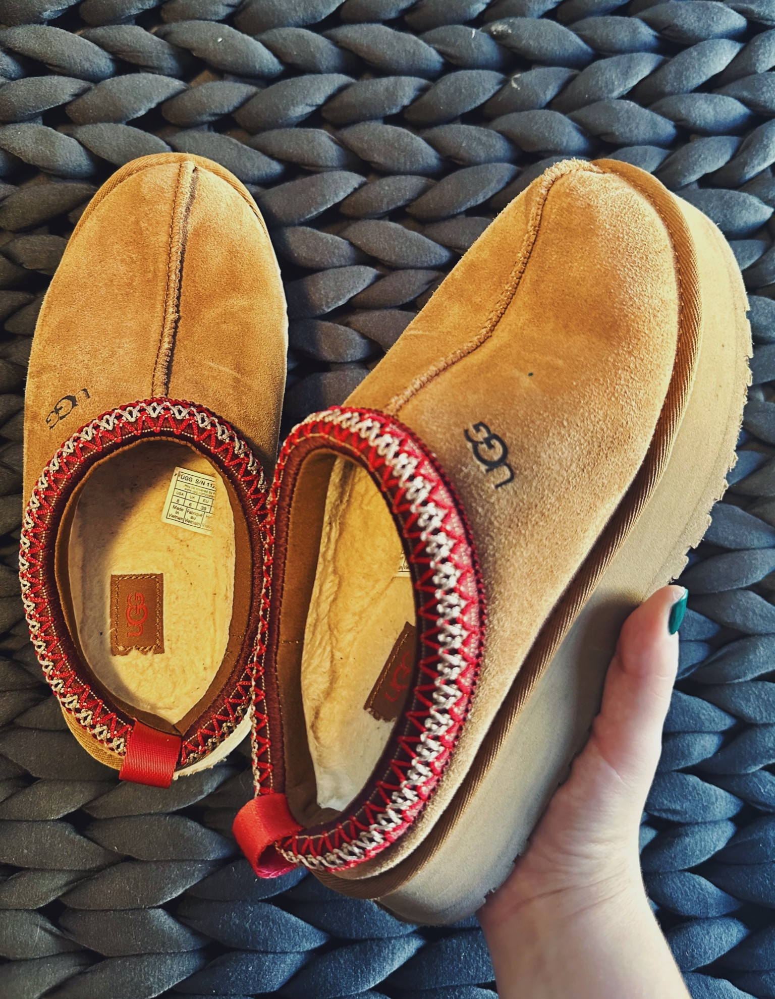 Platform Tazz Uggs 🍂👞

#LTKHoliday #LTKSeasonal #LTKshoecrush