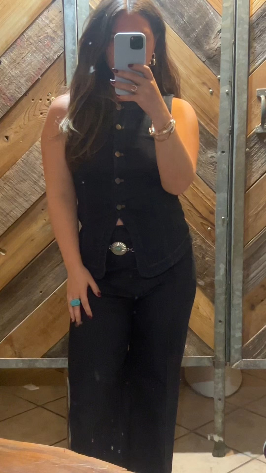 here for the denim sets! 

#bella+rein #texas #denimset

#LTKMidsize