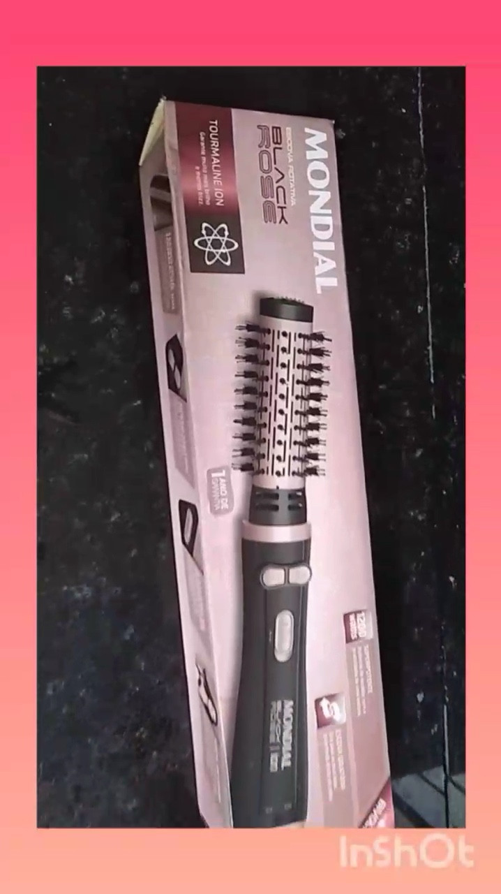 Você que busca um cabelo d salão sem sair de casa. A escova rotativa mondial black rose ERB-01 é a garantia de fios lisos modelados e bem cuidado.

#LTKfamily #LTKbeauty #LTKbrasil