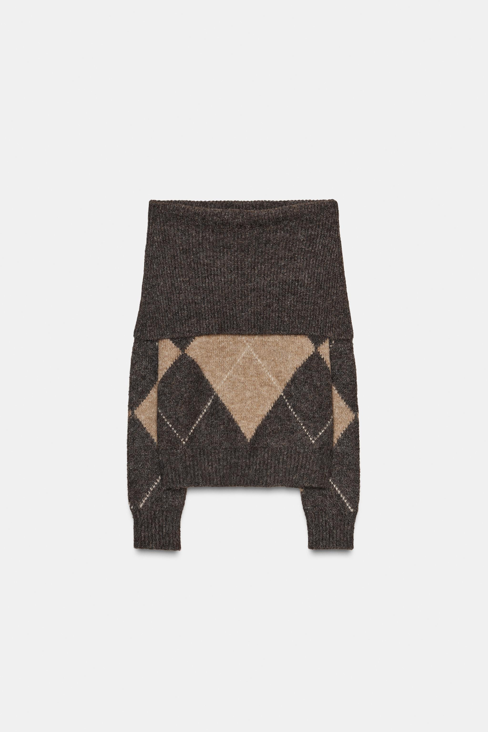 ARGYLE OFF-THE-SHOULDER KNIT SWEATER | Zara US