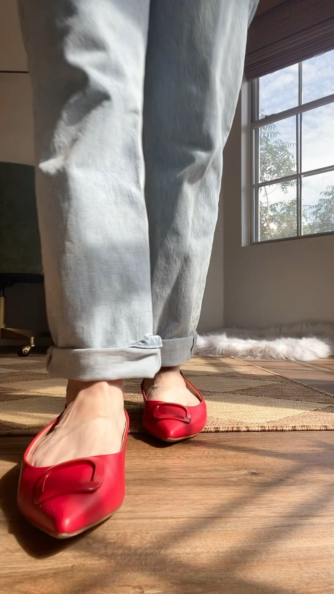 Nsale mules. Nordstrom Anniversary sale shoes. Fav mules the Nsale has released in years!

Buttery soft leather, tts, and very comfy. 

#LTKshoecrush #LTKBacktoSchool #LTKxNSale