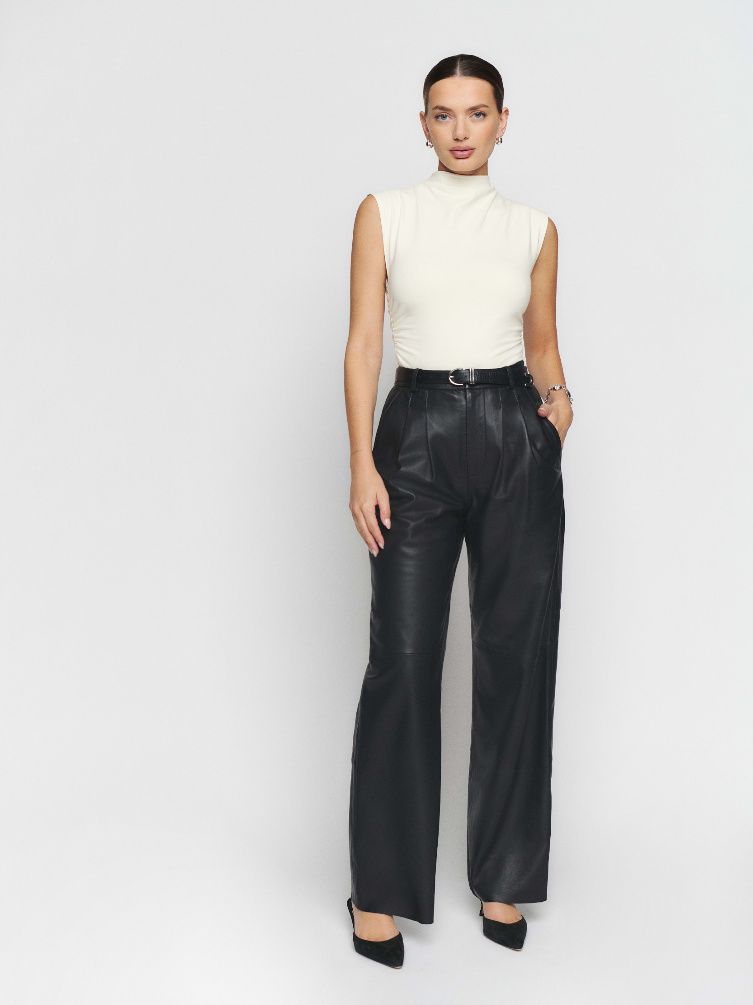 Lindy Knit Top | Reformation (Global)