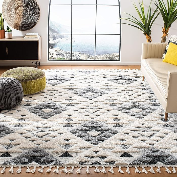 SAFAVIEH Area Rug 8x10 - Moroccan Tassel Shag Collection - Large - Ivory & Grey, Non-Shedding & E... | Amazon (US)