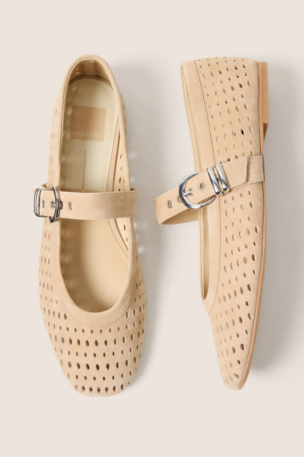 Mikel Flat | Evereve