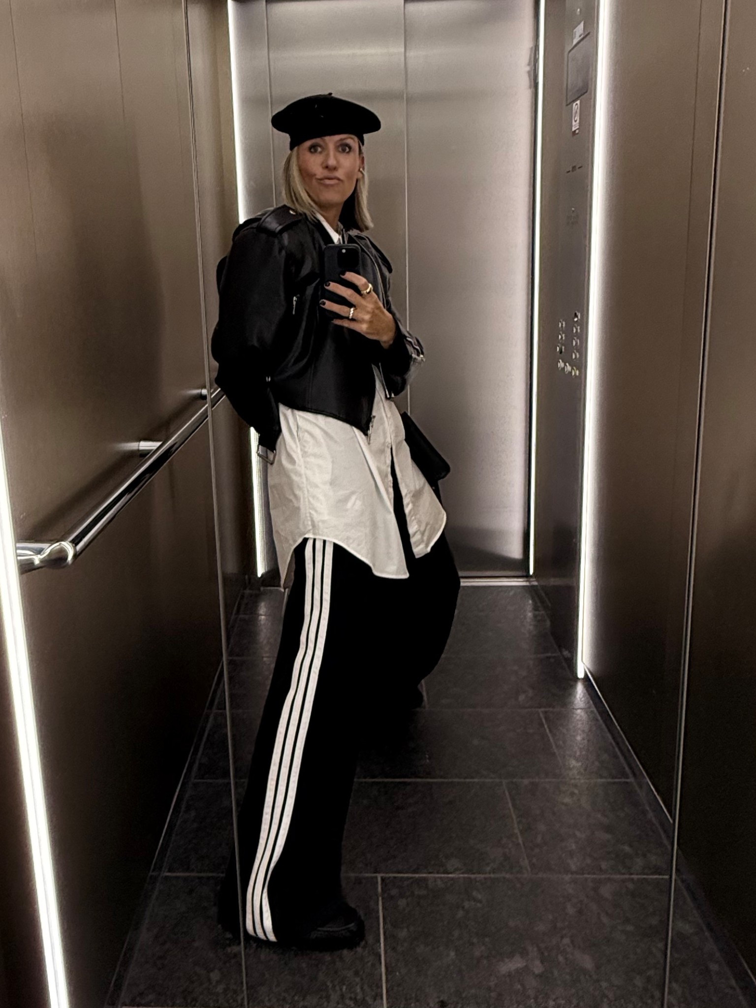 The first ADIDAS track pant with wide legs and really long legs! So for the tall women out there: go get it! 🖤

#LTKdeutschland #LTKeurope #LTKstyletip