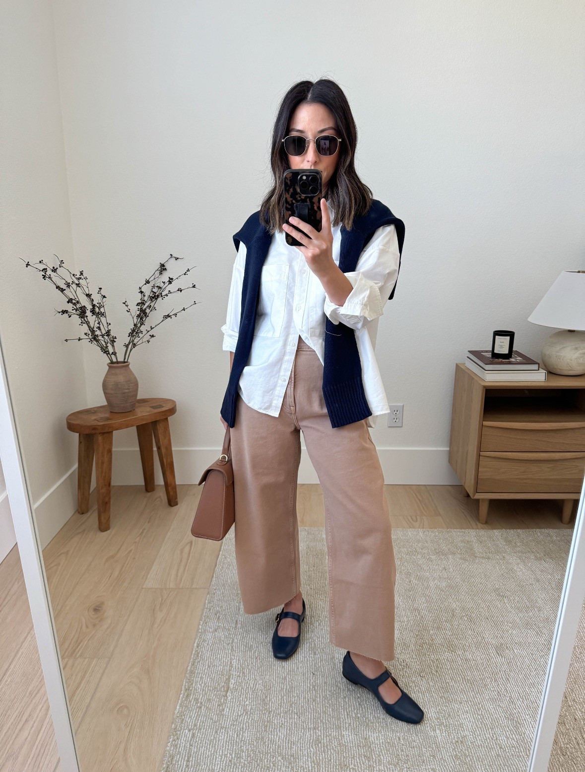 Everlane boxy Oxford shirt on sale! 

Everlane shirt small
Everlane curve jeans 26. Sized up 2 and cut hems. 
Sam Edelman flats 5
Everlane sweater xs
Cafune bag
Le Specs sunglasses

Spring outfits, petite style, jeans, purse, spring style 

#LTKSeasonal #LTKShoeCrush #LTKItBag