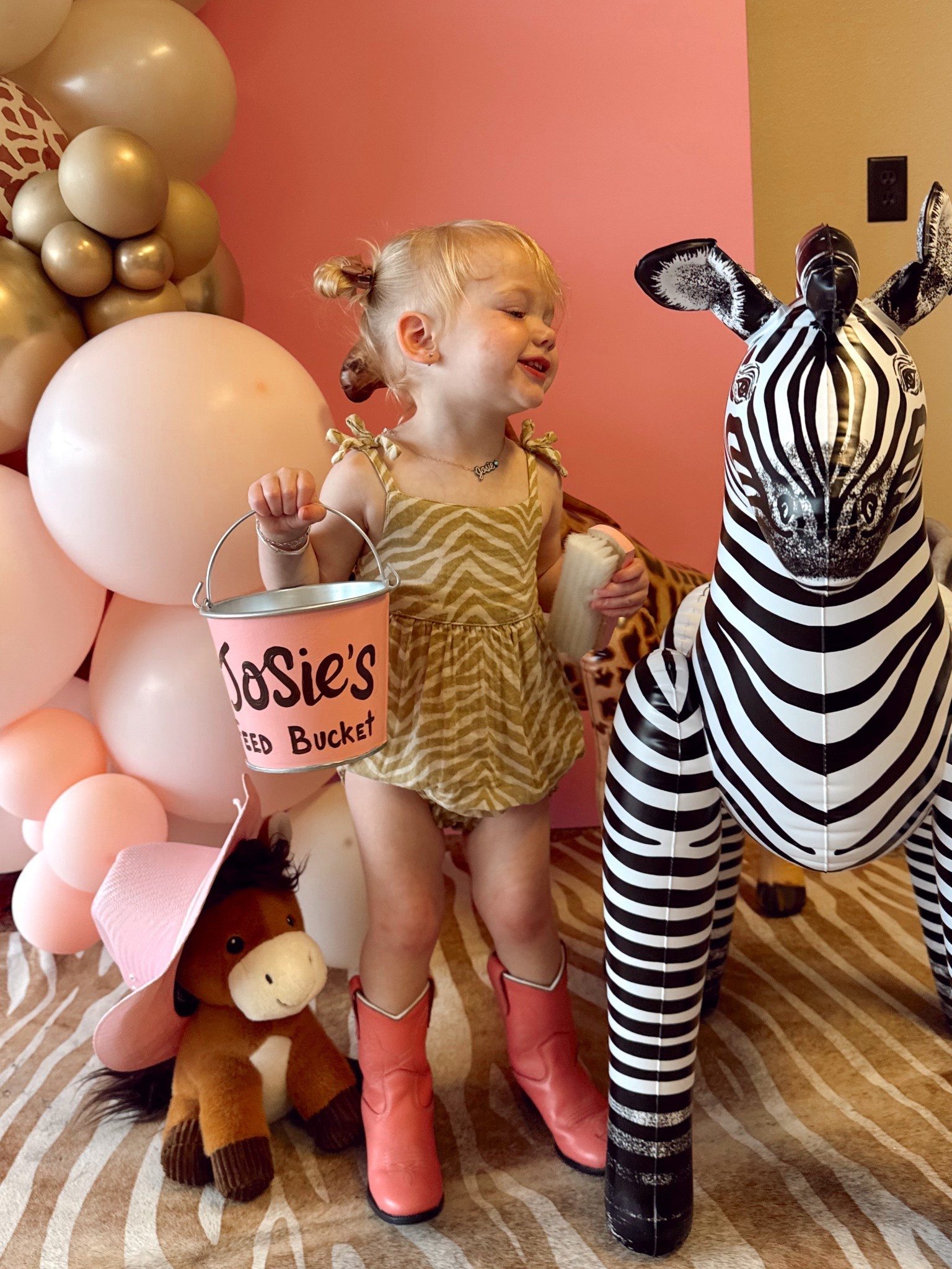 Josie’s TWO WILD🎀🦒🫶🏻🐘

#LTKBaby #LTKFamily #LTKKids