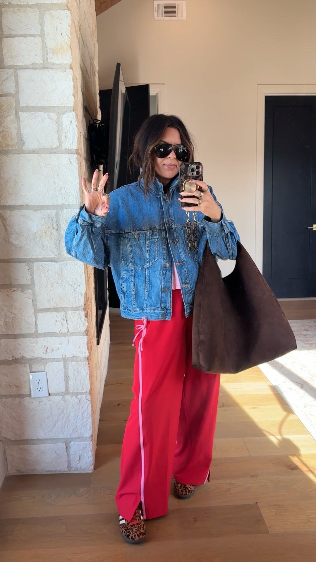 New target finds! So colorful!
Button Up Sweater: XXL
Longsleeve: XL
Large in all bottoms (I’m also 5’7)
Jackets: XL (so luxe)


#LTKSaleAlert #LTKMidsize #LTKFindsUnder50

#LTKootd #LTKMidsize #LTKFindsUnder50