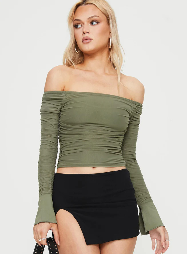 Moreno Off The Shoulder Top Green | Princess Polly US