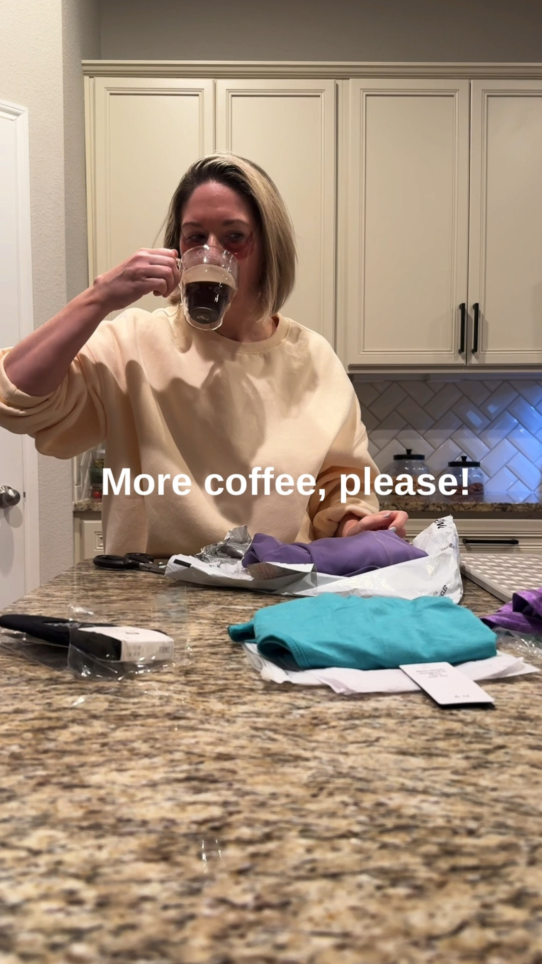 Amazon finds 

Workout tops size small 
Leggings xs
Sports bra 
Coffee mug 
Espresso mug
Oversized sweatshirt 

Workout clothes / Amazon fashion / athleisure / #ltkover40 / #ltkhome / #ltksalealert

#LTKActive #LTKfitness #LTKVideo