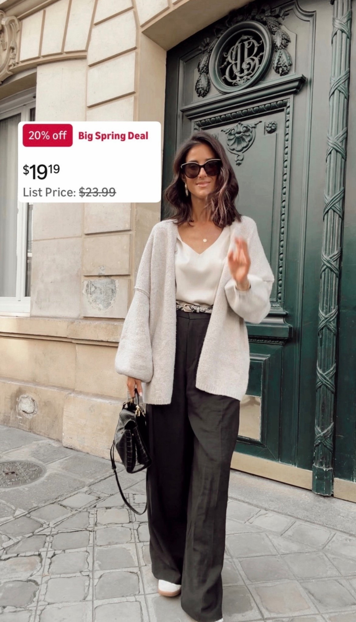 I love that I’m able to style this tee in so many different ways! Currently on sale❗️

#LTKgrwm #LTKootd #LTKSaleAlert