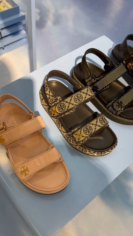 The prettiest sandals from Tory Burch 

Summer shoes 
Shoe crush 
Summer outfits 
Sandals 

#LTKShoeCrush #LTKSeasonal #LTKStyleTip