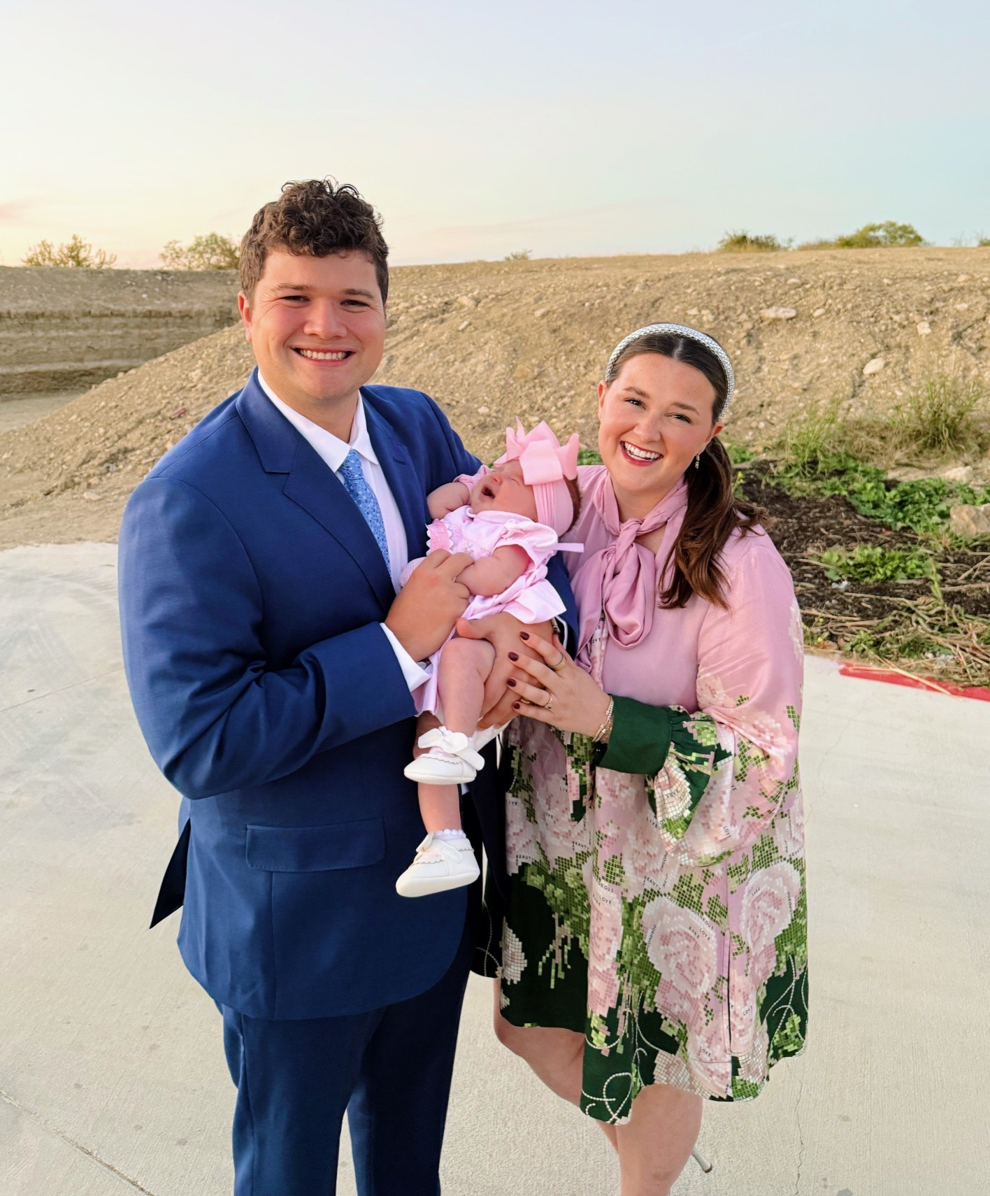 shoes are old from last year but linked similar! 

#LTKMidsize #LTKmomlife #LTKSeasonal