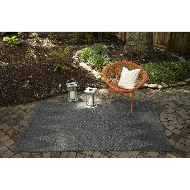 Antigua Chevron Indoor / Outdoor Area Rug in Charcoal | Wayfair North America