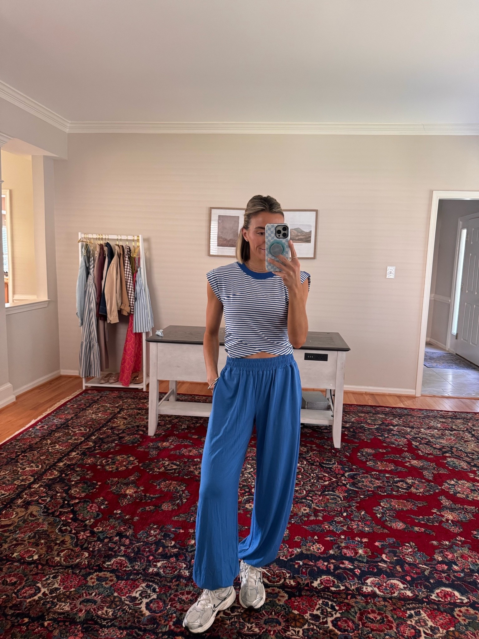 Small set

#LTKmomlife #LTKootd