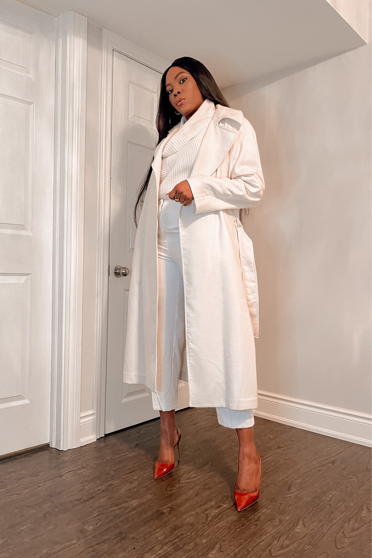 White coat and pants for that classy fit! 

#LTKstyletip #LTKFind #LTKfit