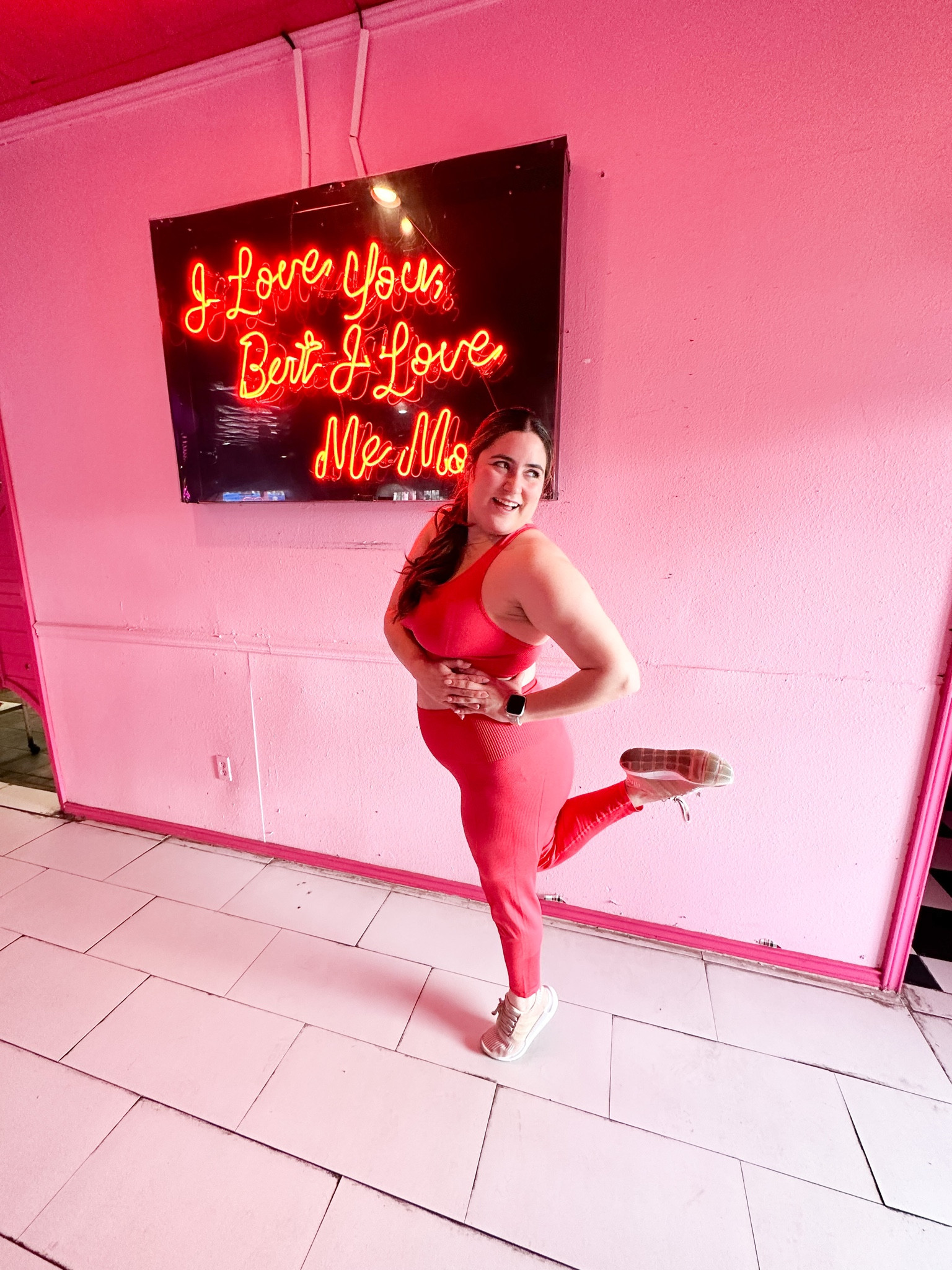 Coral pink workout set curvy friendly, plus size fashion, workout set, midsize

#LTKcurves #LTKstyletip #LTKfit