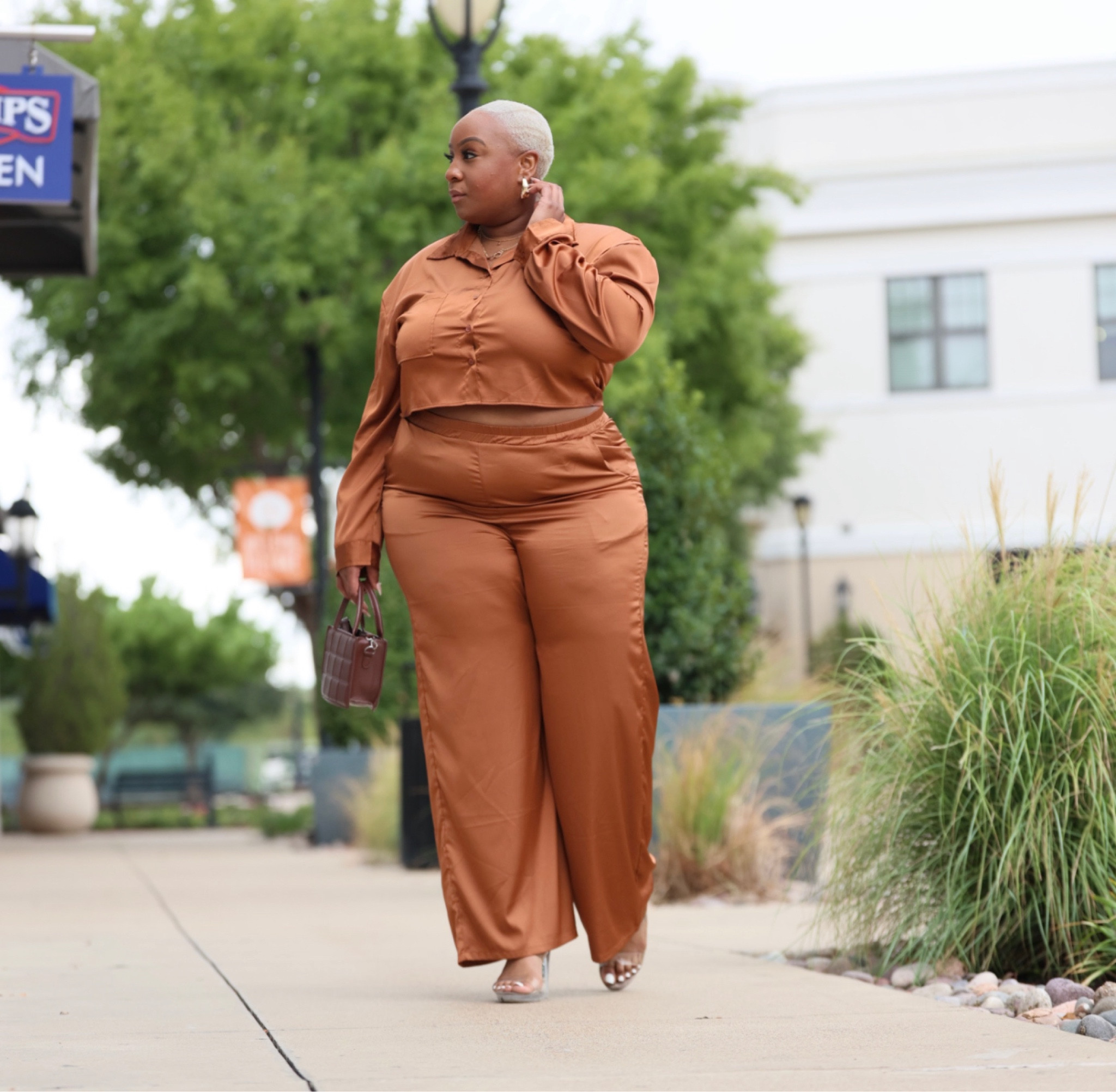 Fall Outfits | Rainbow Shops | Size 3X | Plus Size Satin High Waist Palazzo Pants | 
Plus Size Satin Button Front Crop Top | Fall Fashion | Camel Color

#LTKstyletip #LTKfindsunder50 #LTKplussize