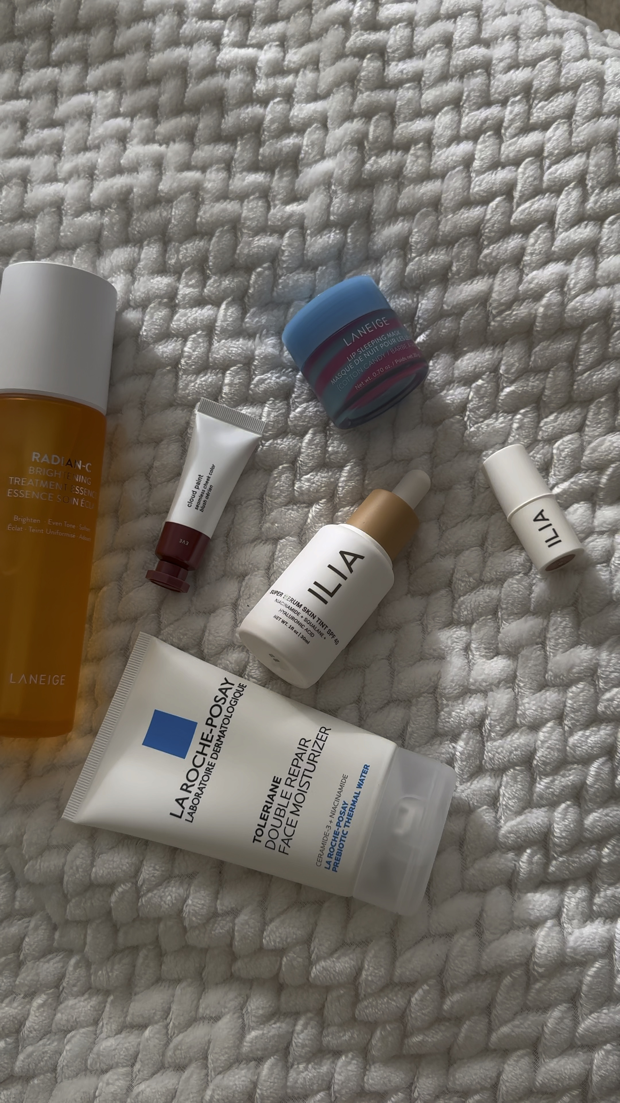 Recent skin care. These are my quick picks recently daily 🫶🏻 
Got most of them from Sephora!

Moisturizer from Target 🤍

#LTKbeauty