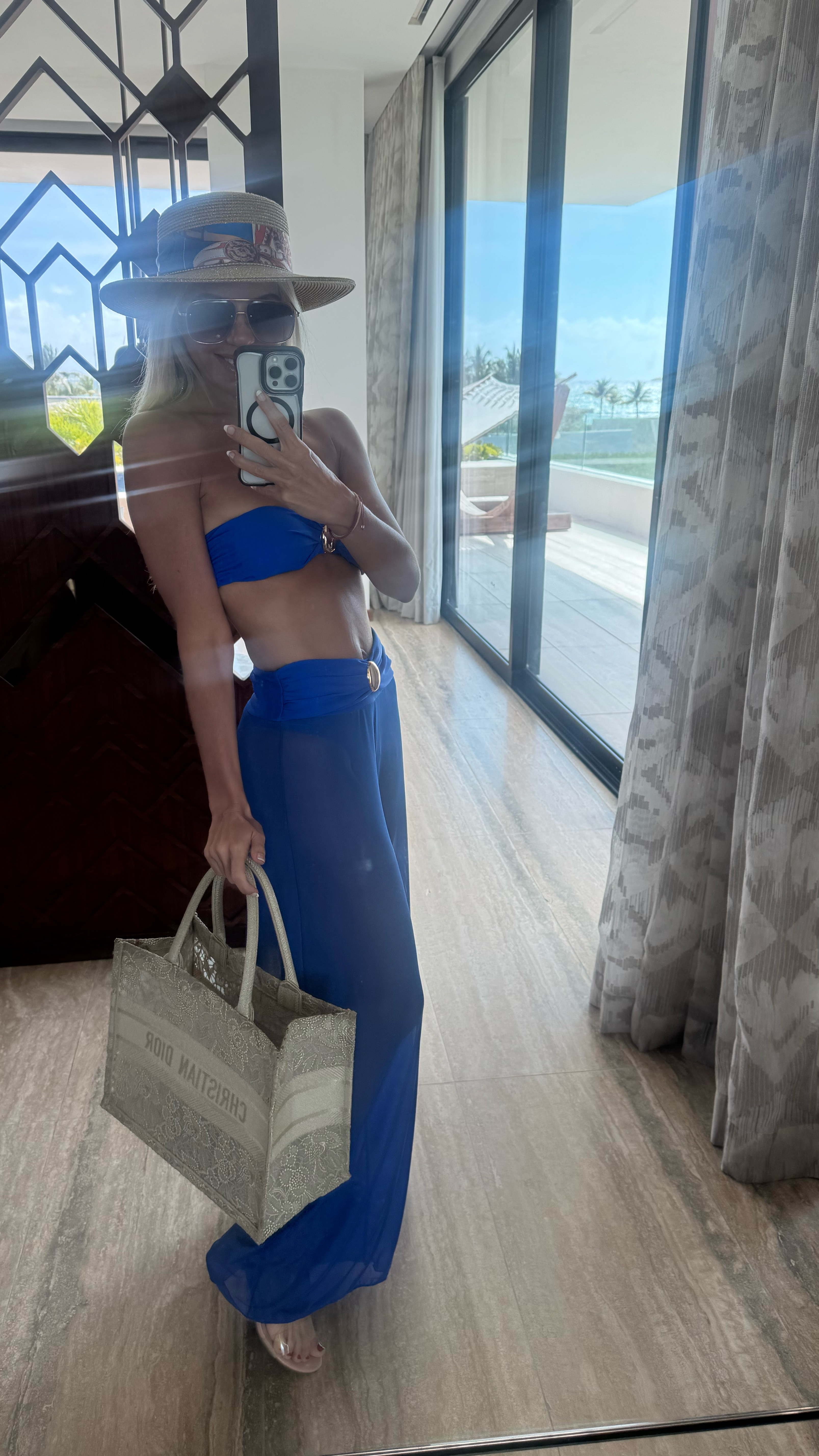 Pool day!🌴

Beach, vacation, resort wear, Amazon fashion, affordable fashion, swim, swimsuit, swimwear, summer fashion, summer outfit

#LTKFindsUnder50 #LTKSaleAlert #LTKSwim