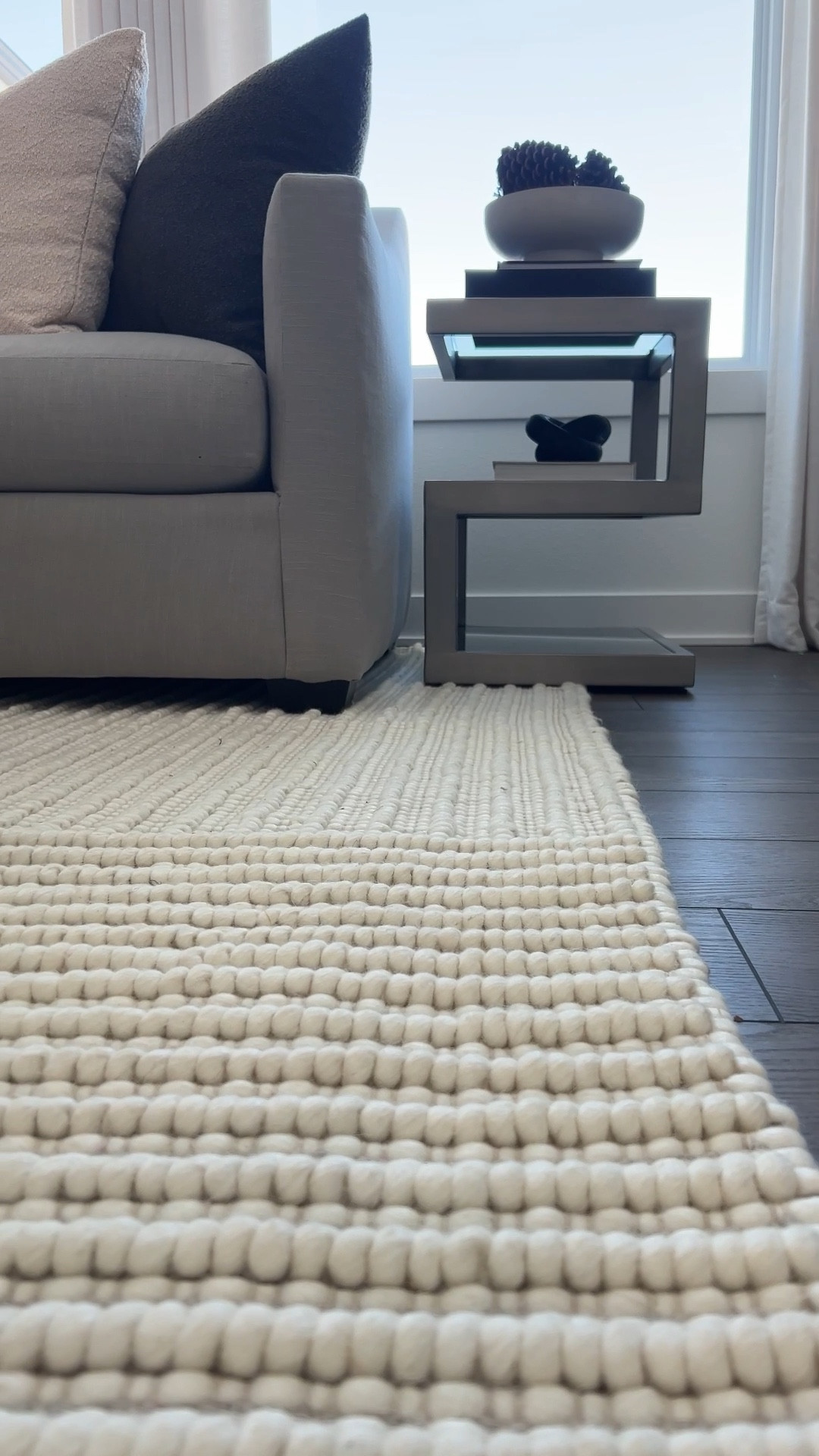 Obsessed with my new living room rug! I love the cozy texture it brings to our living room.

RUGS // RUGS LIVING ROOM // RUGS AMAZON // RUGS LIVING ROOM // RUGS BEDROOM // MODERN RUG //

#LTKstyletip #LTKhome #LTKVideo